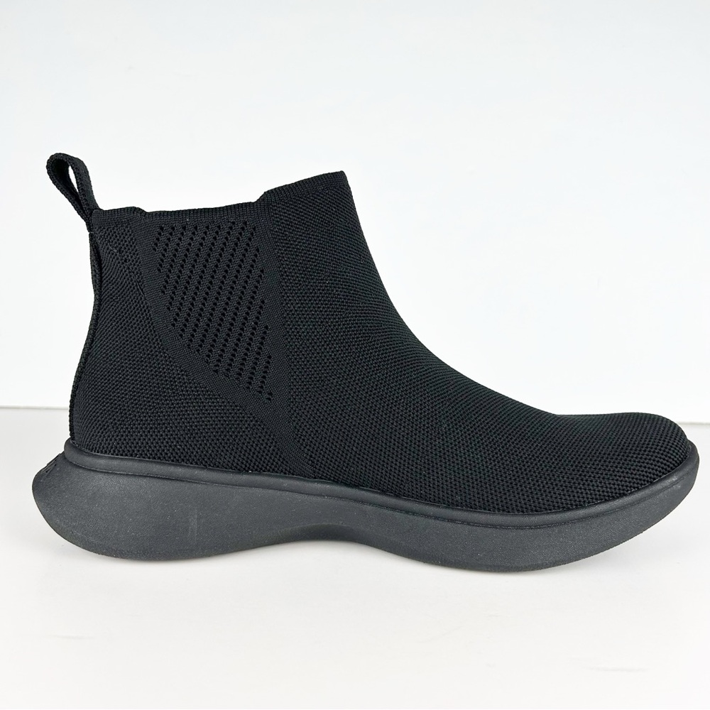 Vivaia Urban Round Toe Slip On Black Sneaker Ankle Boots EU 39 EUC - Picture 7 of 14